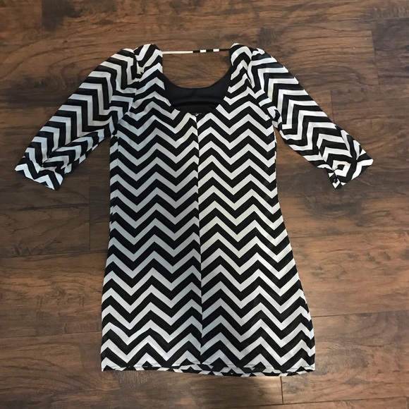 Heart soul chiffon striped mini dress - Picture 2 of 4